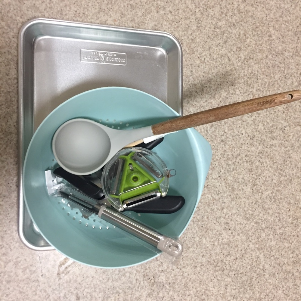 ***SOLD*** kitchen tool set